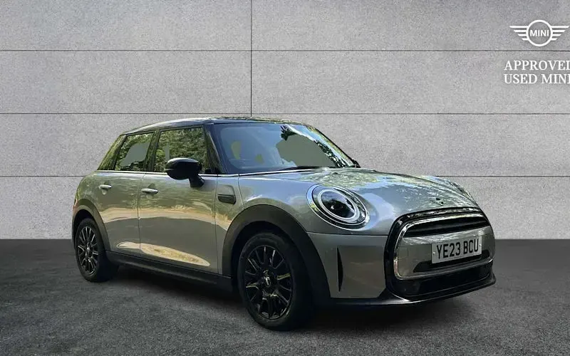 Used Mini Cooper Classic 136 HP (100 kW) 2022 Hatchback