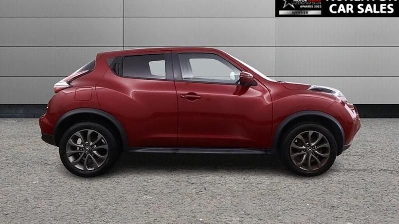 Used Nissan Juke Tekna 117 HP (86 kW) 2019 Red SUV