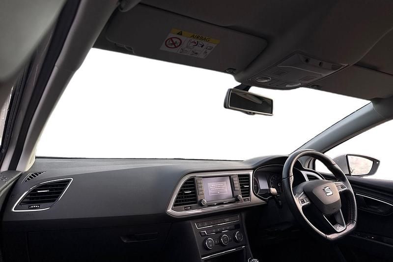 Used Seat Leon FR 150 HP (110 kW) 2016 White Hatchback