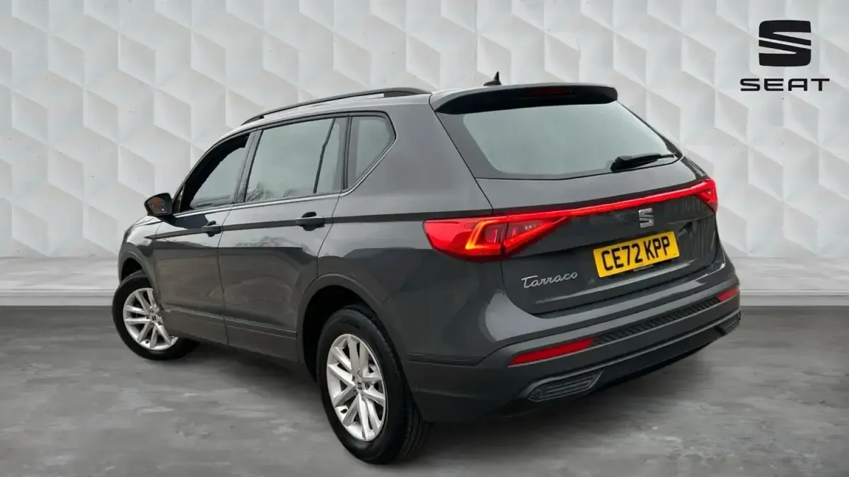 Begagnad Seat Tarraco SE 150 HK (110 kW) 2022 Grå SUV