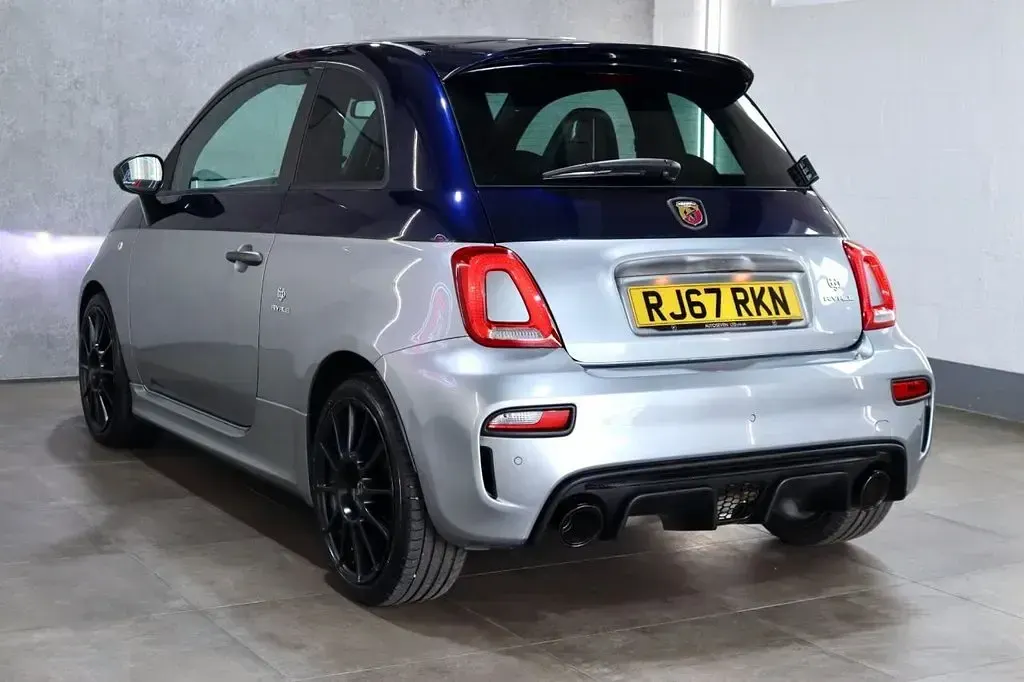 Used Abarth 695 180 HP (132 kW) 2018 Multicolour Hatchback