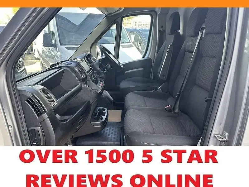 Usado Citroën Relay 140 HP (102 kW) 2024 Cinzento Van