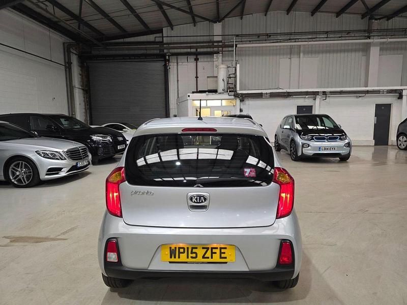 Used Kia Picanto 84 HP (61 kW) 2015 Silver Hatchback