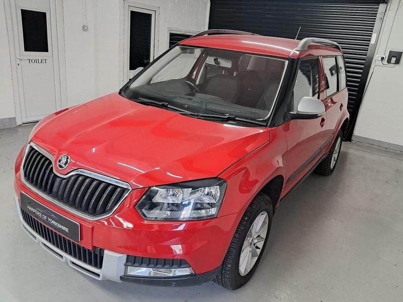 Used Skoda Yeti 2015 Red SUV