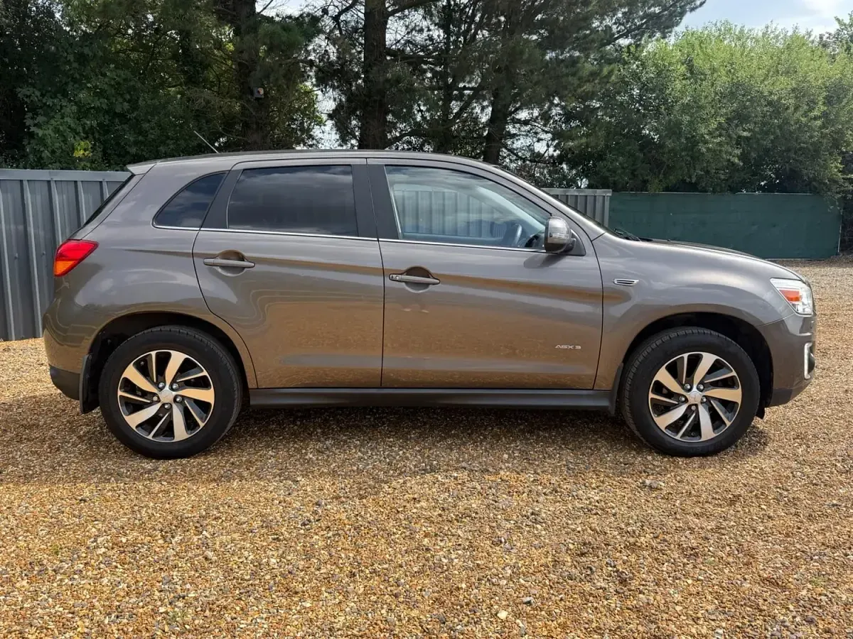 Used Mitsubishi ASX 115 HP (84 kW) 2014 Brown SUV