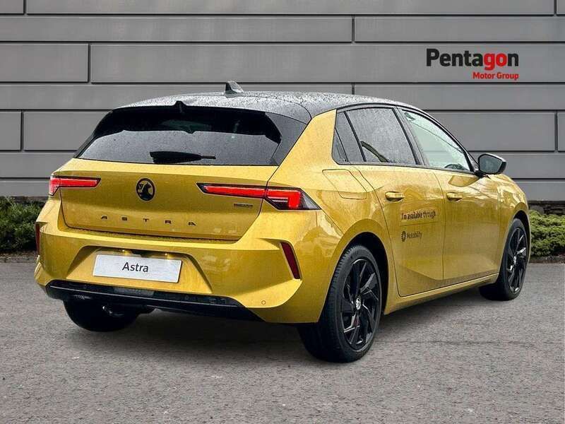 Used Vauxhall Astra GS Line 178 HP (130 kW) 2024 Other Hatchback