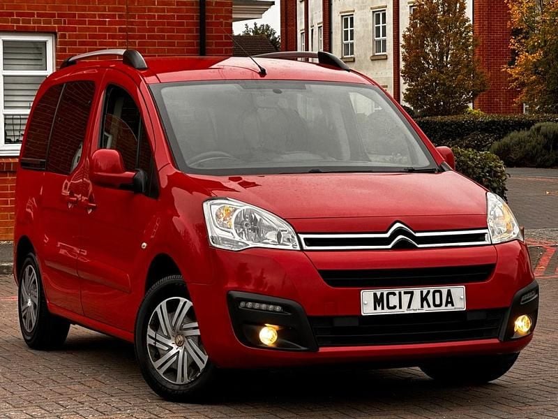 Red Used 2017 Citroën Berlingo Feel MPV | £6,800 (Fair price) - Image 1/4