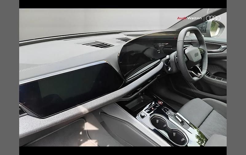 Used Audi A6 S-Line 200 HP (147 kW) 2025 Grey Estate