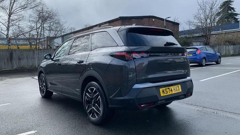 Used Peugeot 5008 GT 134 HP (98 kW) 2024 Grey SUV