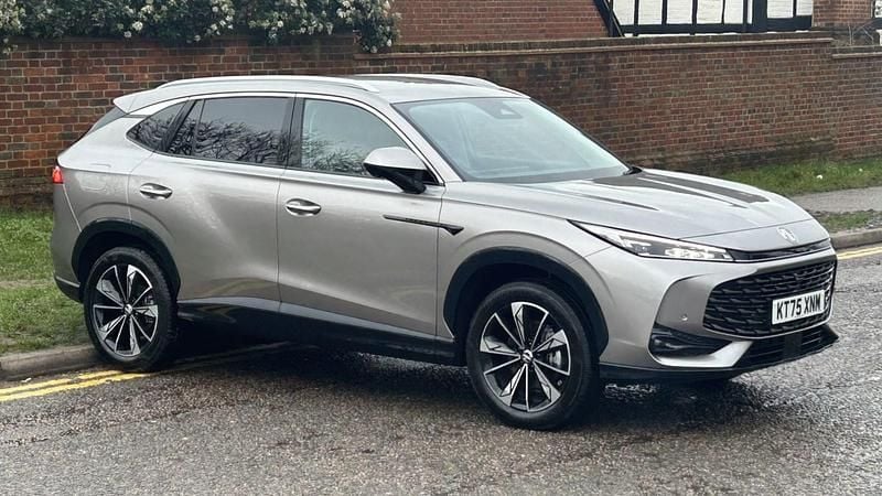 New MG HS Trophy 2026 Silver SUV