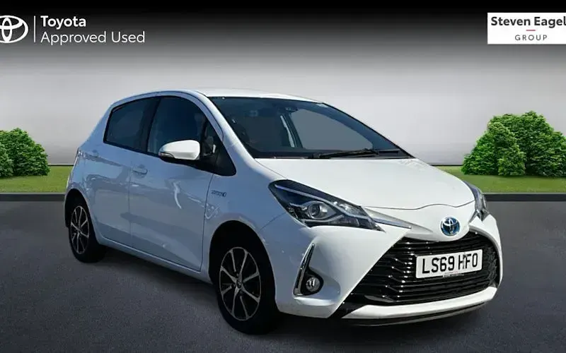 Used Toyota Yaris 101 HP (74 kW) 2020 Hatchback