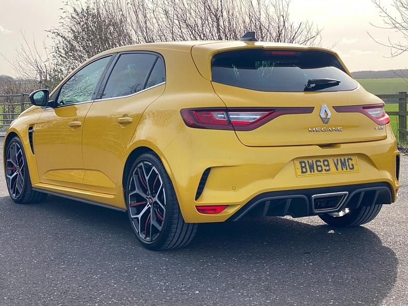 Used Renault Mégane IV Trophy 300 HP (220 kW) 2020 Liquid yellow Hatchback