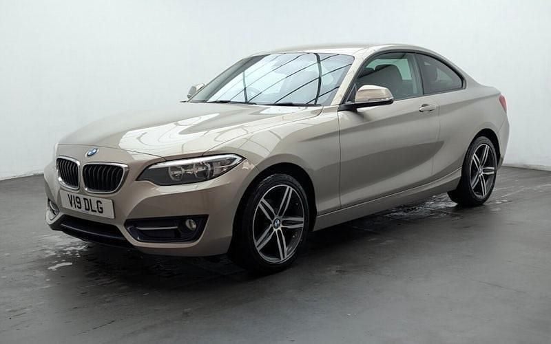 Used BMW 218 Sport Line 136 HP (100 kW) 2017 Silver Coupe