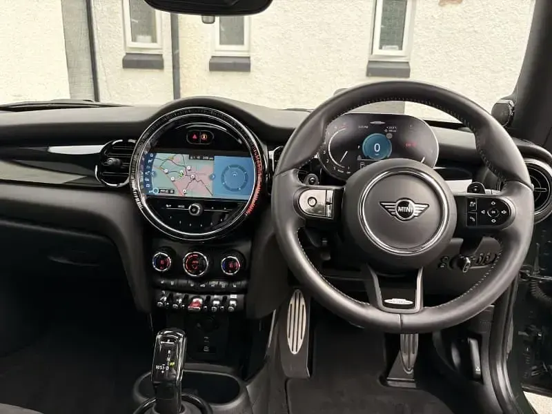 Used Mini John Cooper Works Hatch 228 HP (167 kW) 2023 Green Hatchback