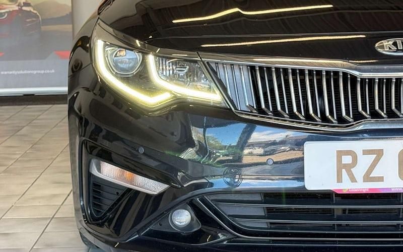 Used Kia Optima 136 HP (100 kW) 2019 Blue Estate