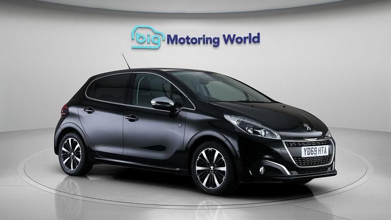 Used Peugeot 208 S 110 HP (80 kW) 2019 Black Hatchback