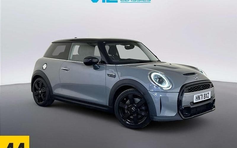 Used Mini Cooper S Classic 178 HP (130 kW) 2021 Grey Hatchback