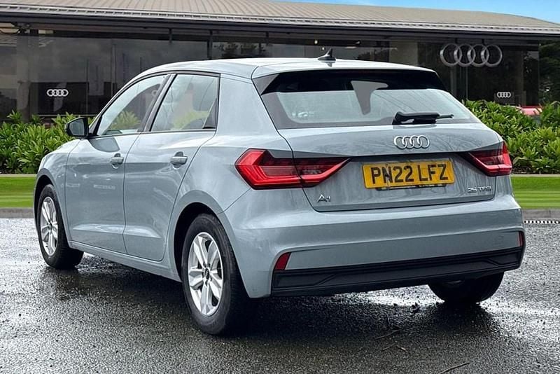 Used Audi A1 Design 95 HP (69 kW) 2022 Grey SUV