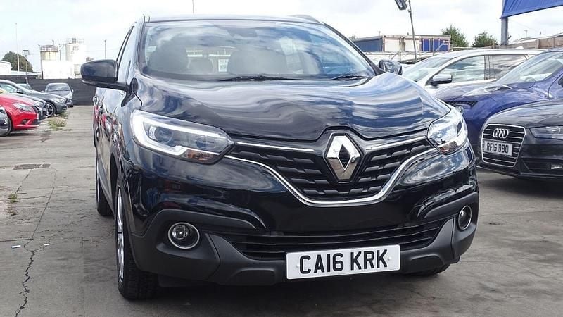 Black Used 2016 Renault Kadjar Dynamique SUV | £4,795 (Good price) - Image 1/4