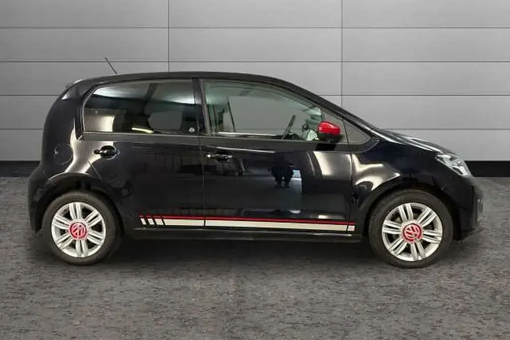 Used VW up! 60 HP (44 kW) 2018 Hatchback