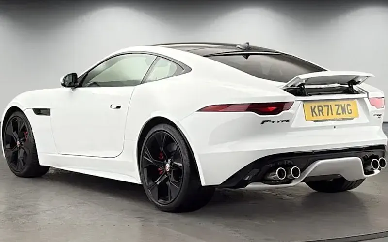 Used Jaguar F-Type R-Dynamic 450 HP (330 kW) 2021 Fuji white Coupe