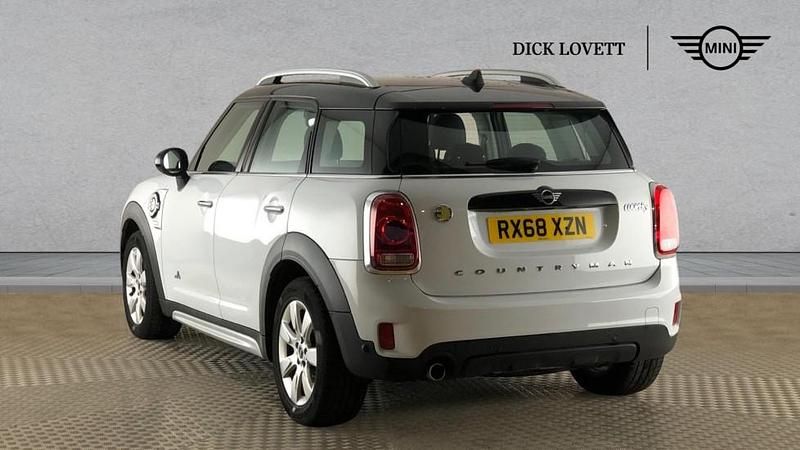 Used Mini Cooper S Countryman 221 HP (162 kW) 2018 White SUV