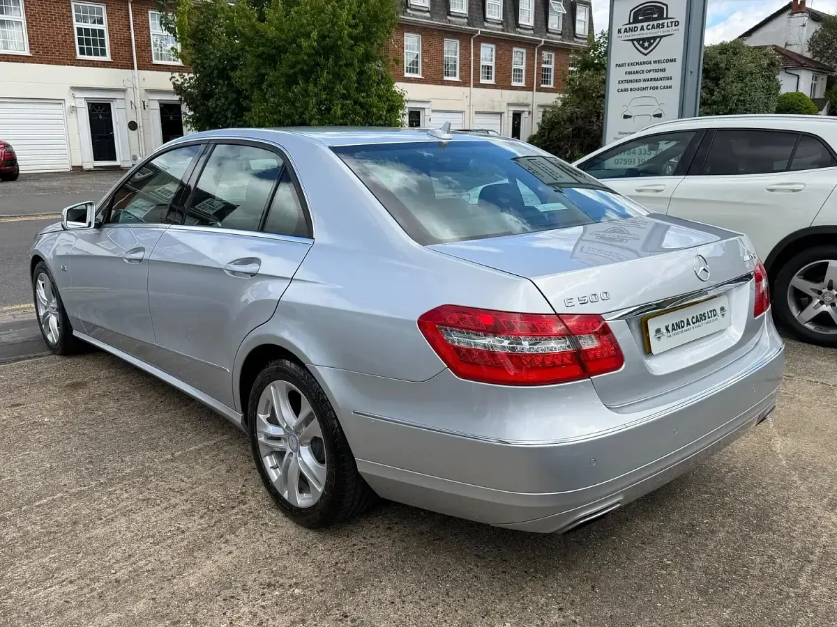 Used Mercedes E200 Avantgarde 2013 Silver Sedan