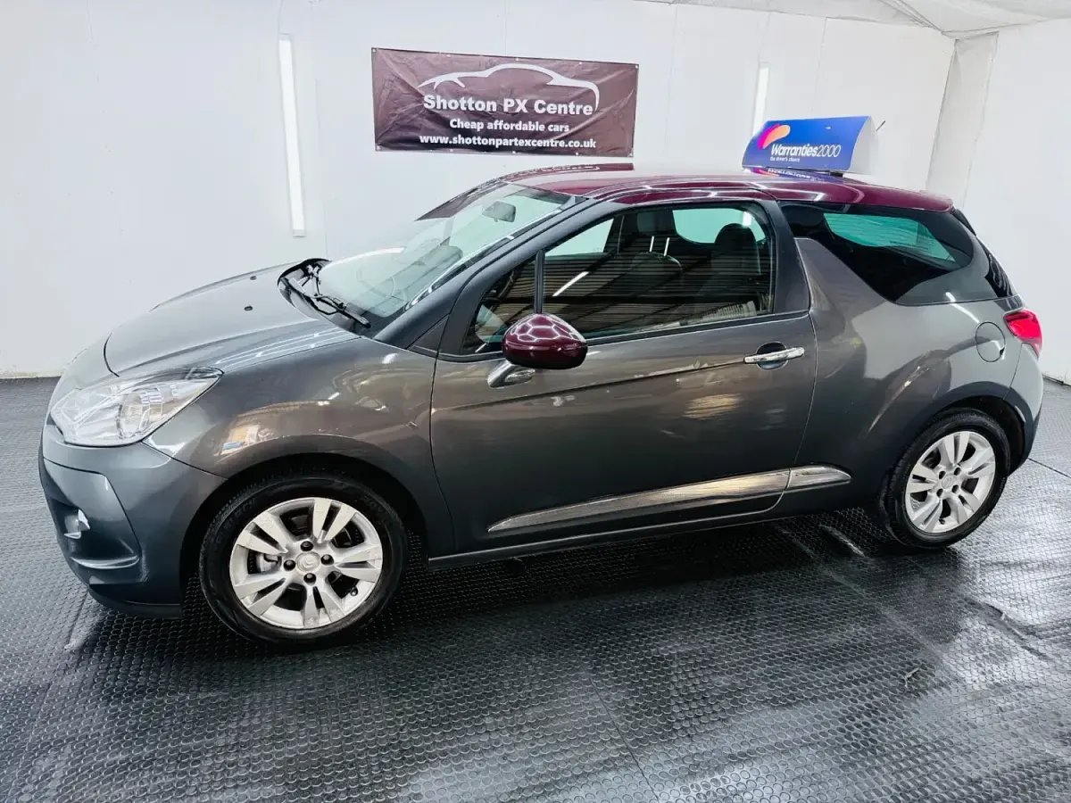 Begagnad Citroën DS3 2012 Grå Halvkombi