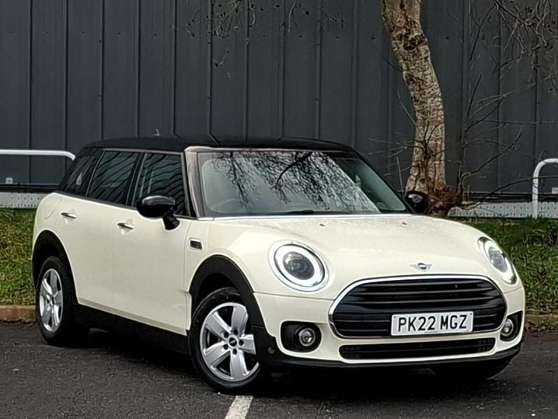 Used Mini Cooper Clubman Classic 136 HP (100 kW) 2022 White Estate