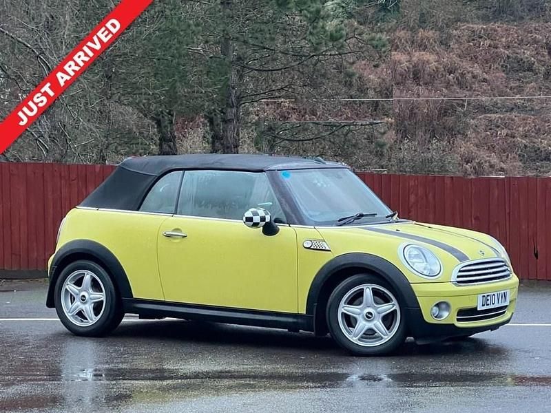 Używany Mini Cooper Cabriolet 122 KM (89 kW) 2010 Żółty Kabriolet