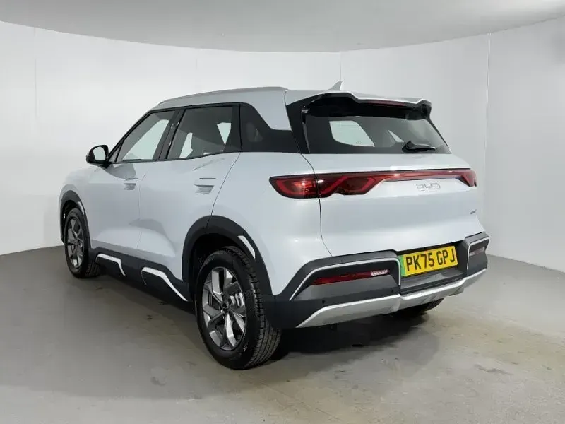 Używany BYD Atto 2 Boost 130 kW (177 KM) 2025 Biały SUV