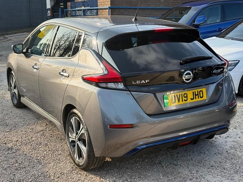 Used Nissan Leaf N-Connecta 110 kW (150 HP) 2019 Grey Hatchback