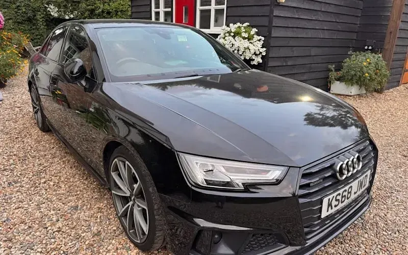 Used Audi A4 Black Edition 190 HP (139 kW) 2019 Sedan