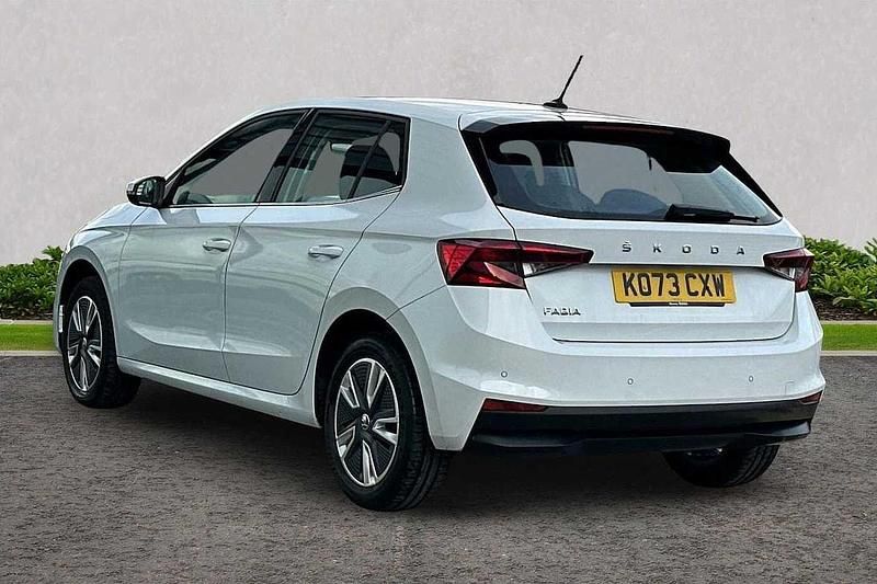 Used Skoda 110 R SE L 81 HP (59 kW) 2024 Moon white metallic Hatchback