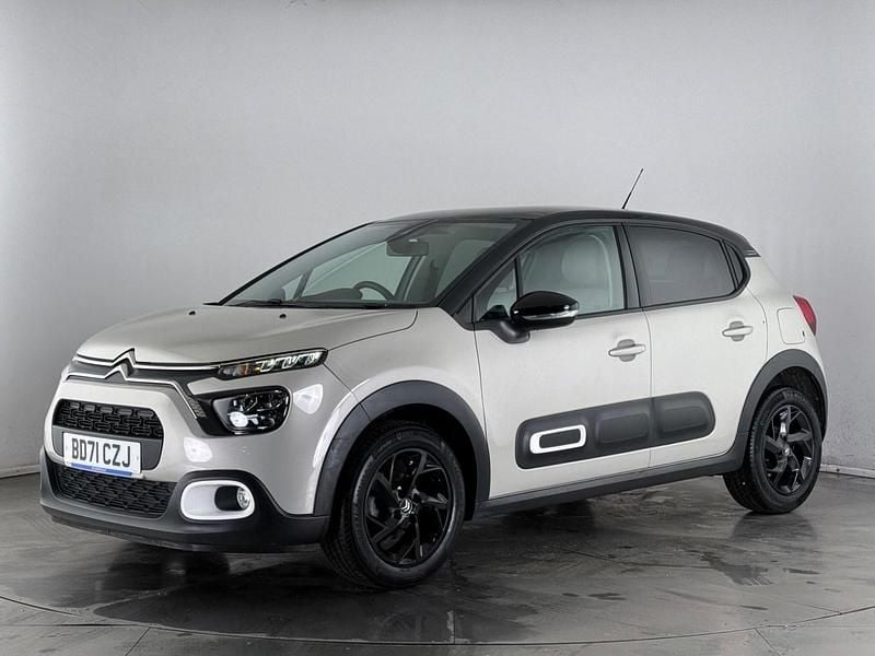 Used Citroën C3 PureTech 83 HP (61 kW) 2022 Beige Hatchback
