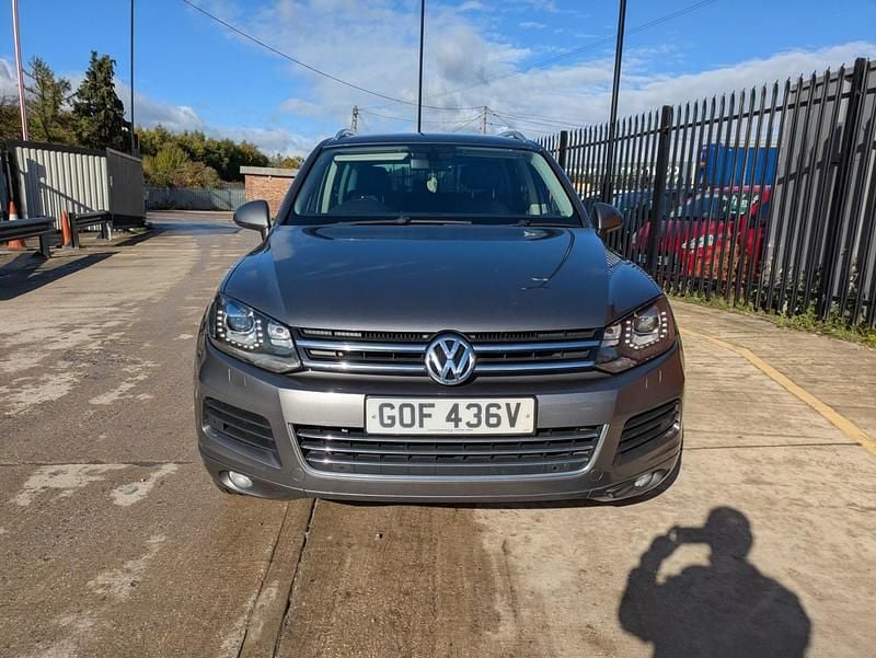 Grey Used 2010 VW Touareg SE SUV | £5,700 (Expensive) - Image 1/4