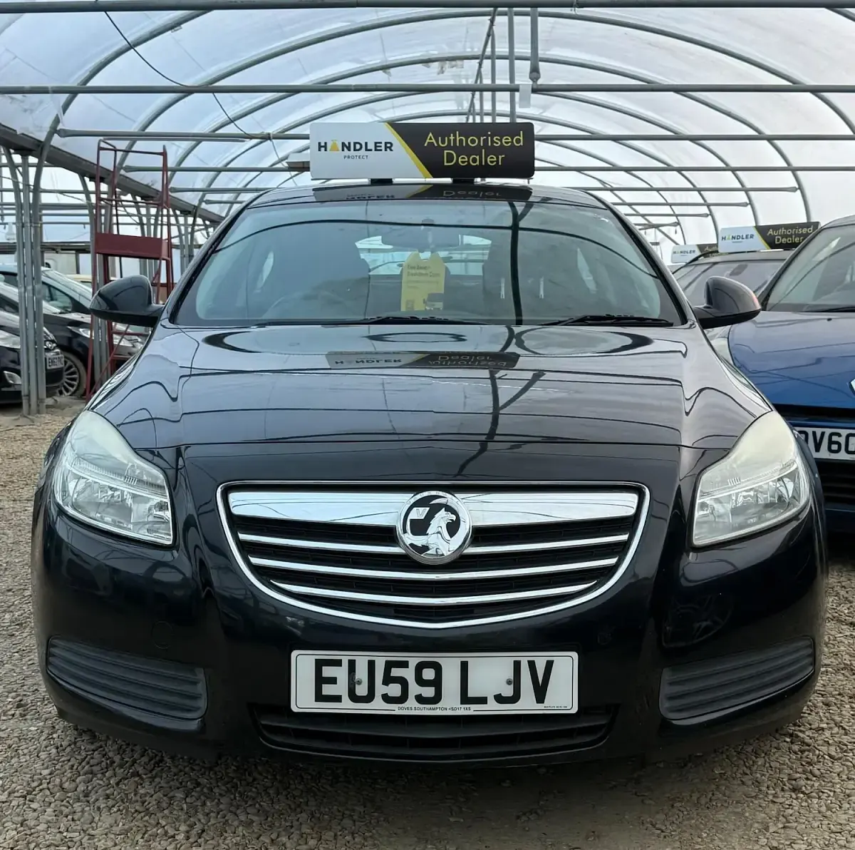Used Vauxhall Insignia 140 HP (102 kW) 2010 Black Hatchback