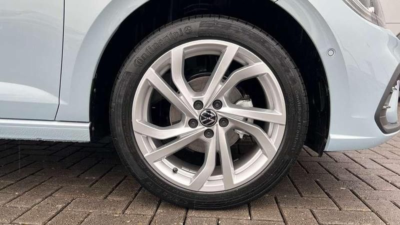 Used VW Polo Edition 95 HP (69 kW) 2025 Crystal ice blue metallic Hatchback