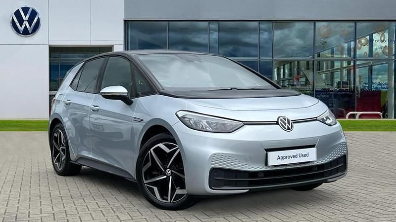 Scale silver metallic black Used 2020 VW ID.3 Pro Performance Hatchback | £15,995 (Fair price) - Image 1/4