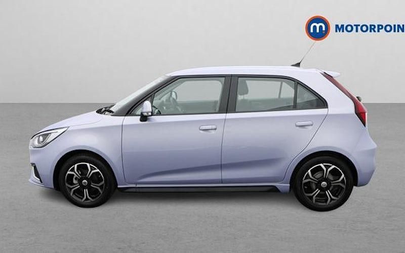 Used MG MG3 Exclusive 106 HP (77 kW) 2024 Silver Hatchback