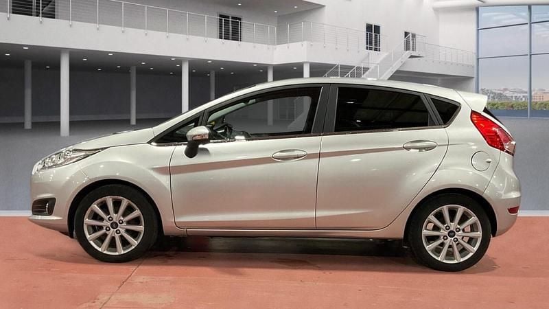 Used Ford Fiesta Titanium 2015 Silver Hatchback