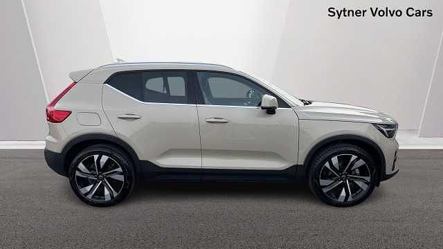 Used Volvo XC40 Ultra 161 HP (118 kW) 2025 SUV