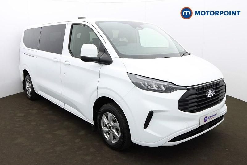 Used Ford Transit Custom Limited 136 HP (100 kW) 2024 White Estate