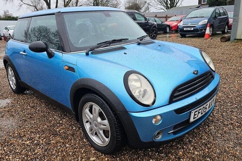 Blue Used 2005 Mini ONE Hatch Hatchback | £1,295 (Good price) - Image 1/1
