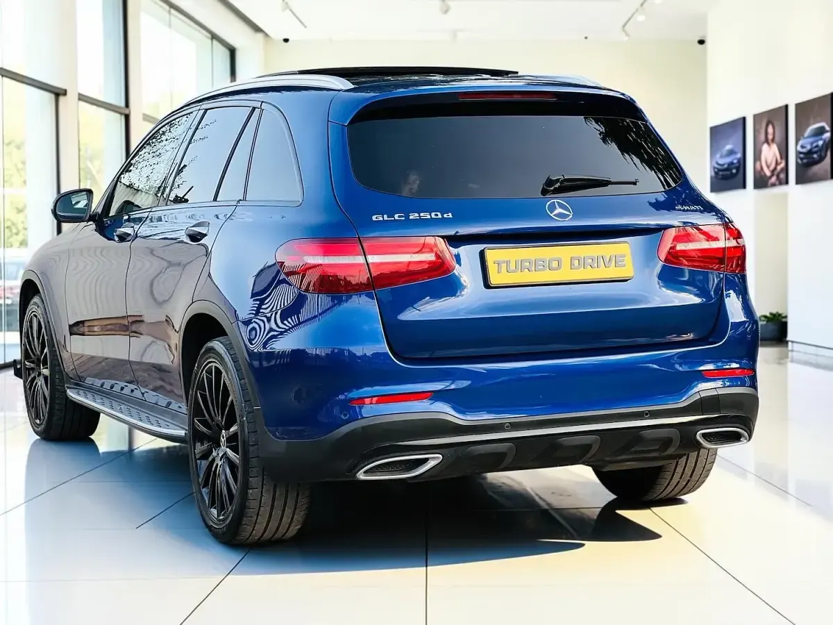Used Mercedes GLC250 AMG line 2017 Blue SUV