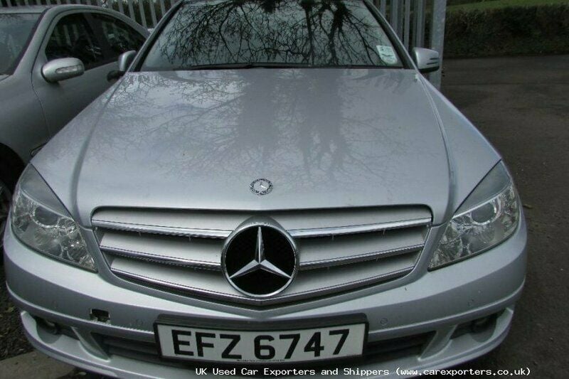 Used Mercedes C180 156 HP (114 kW) 2008 Sedan
