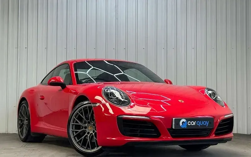 Begagnad Porsche 911 370 HK (272 kW) 2017 Sportkupé