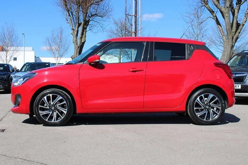 Used Suzuki Swift SZ5 83 HP (61 kW) 2021 Red Hatchback