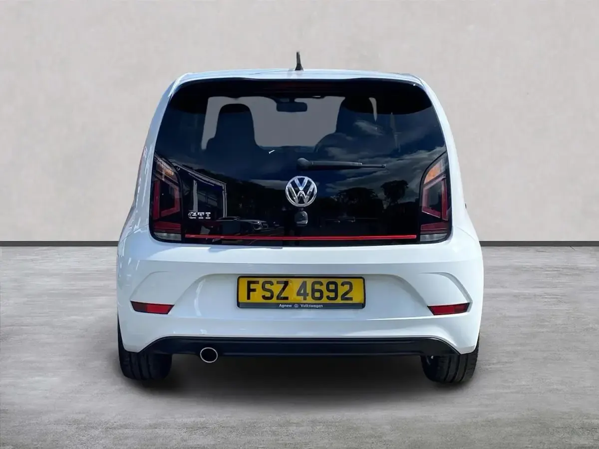 Używany VW up! GTI 115 KM (84 kW) 2019 Biały Hatchback