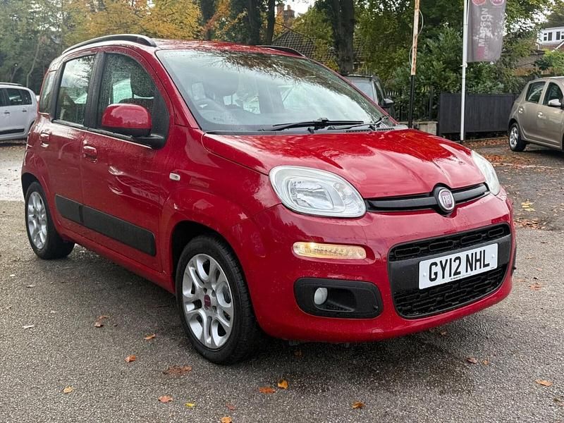 Used Fiat Panda Lounge 69 HP (50 kW) 2012 Red Hatchback